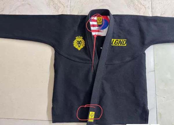 Wie bringen die maßgeschneiderten BJJ-Gis von Pandawin Sports die für intensive Auseinandersetzungen erforderliche Haltbarkeit mit personalisierten Branding-Bedürfnissen in Einklang?