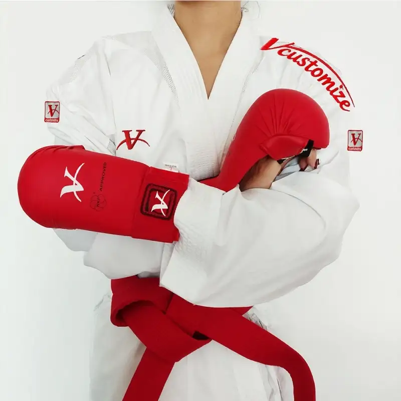 Leichte Kumite-Karate-Uniform
